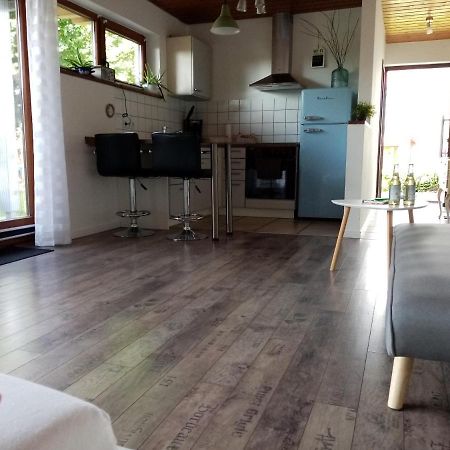 Schoene Einzimmer Wohnung Zwischen Bodensee Und Allgaeu Neukirch  Zewnętrze zdjęcie